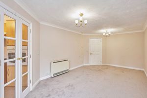 Lounge- click for photo gallery